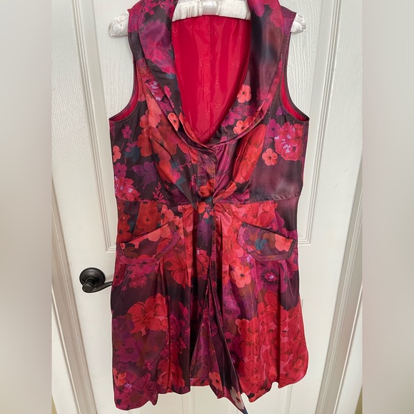 Samuel Dong Elegant Red Sleeveless Bubble Coat Dress - Picture 3 of 7